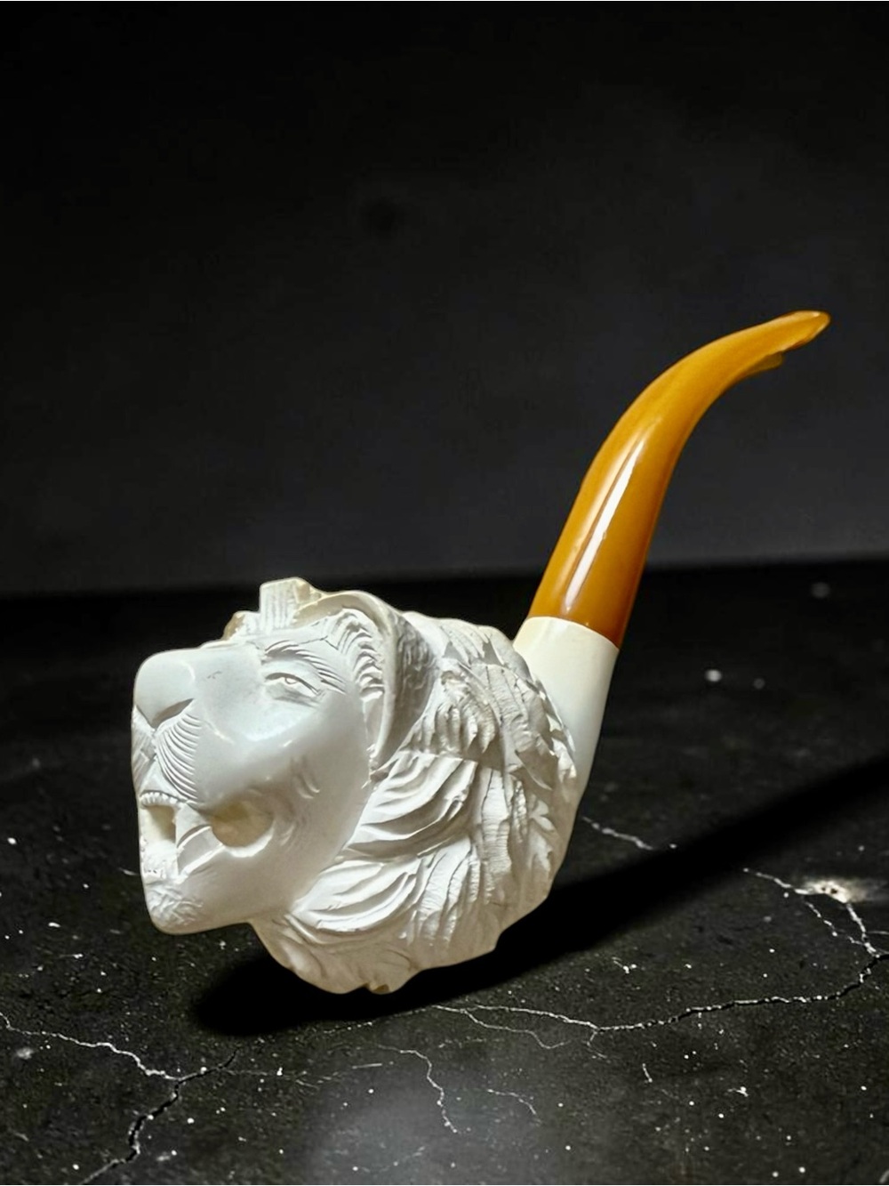 Vintage Hand-Carved White Lion Head Meerschaum Pipe with Amber Stem